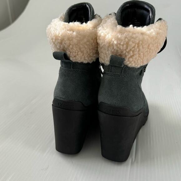 Guess Taanya lace up wedge boots blue leather upper with Sherpa upper size 8.5 - Picture 8 of 13